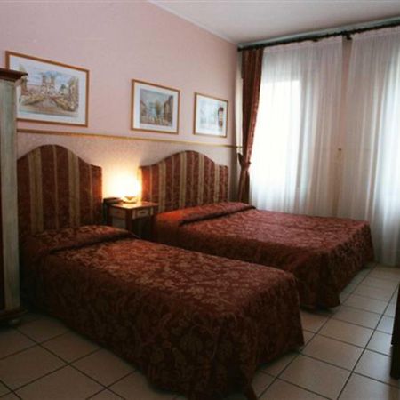 Hotel Ariston Mestre Luaran gambar