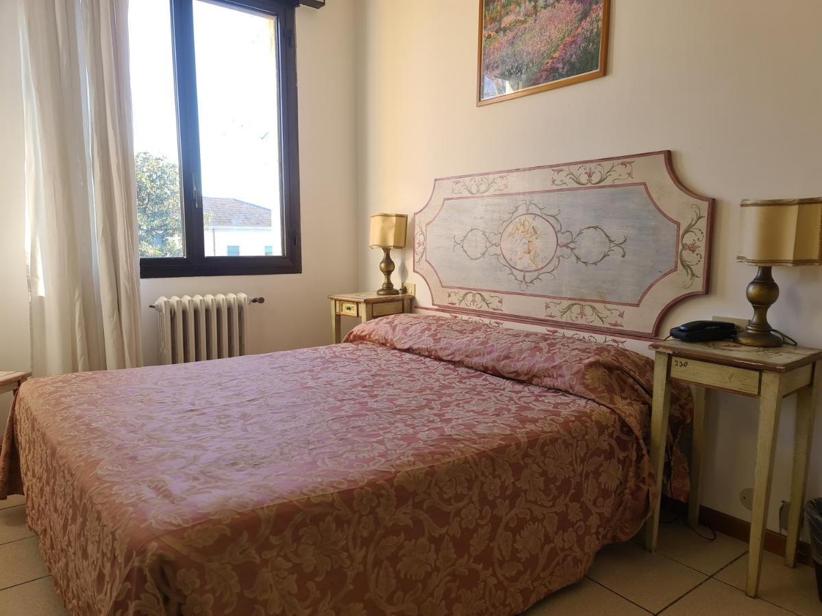 Hotel Ariston Mestre Luaran gambar