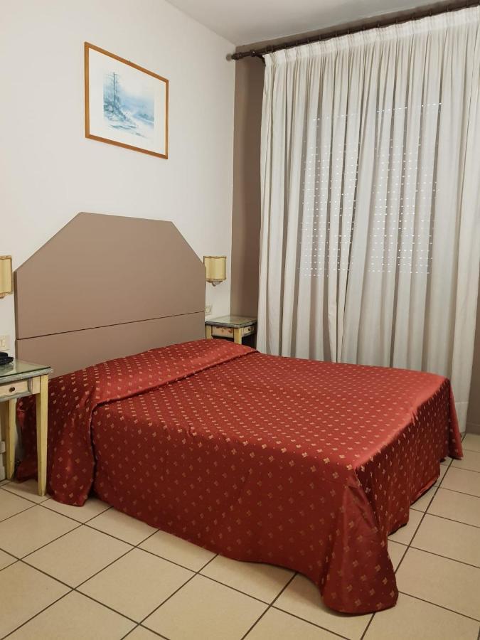 Hotel Ariston Mestre Luaran gambar