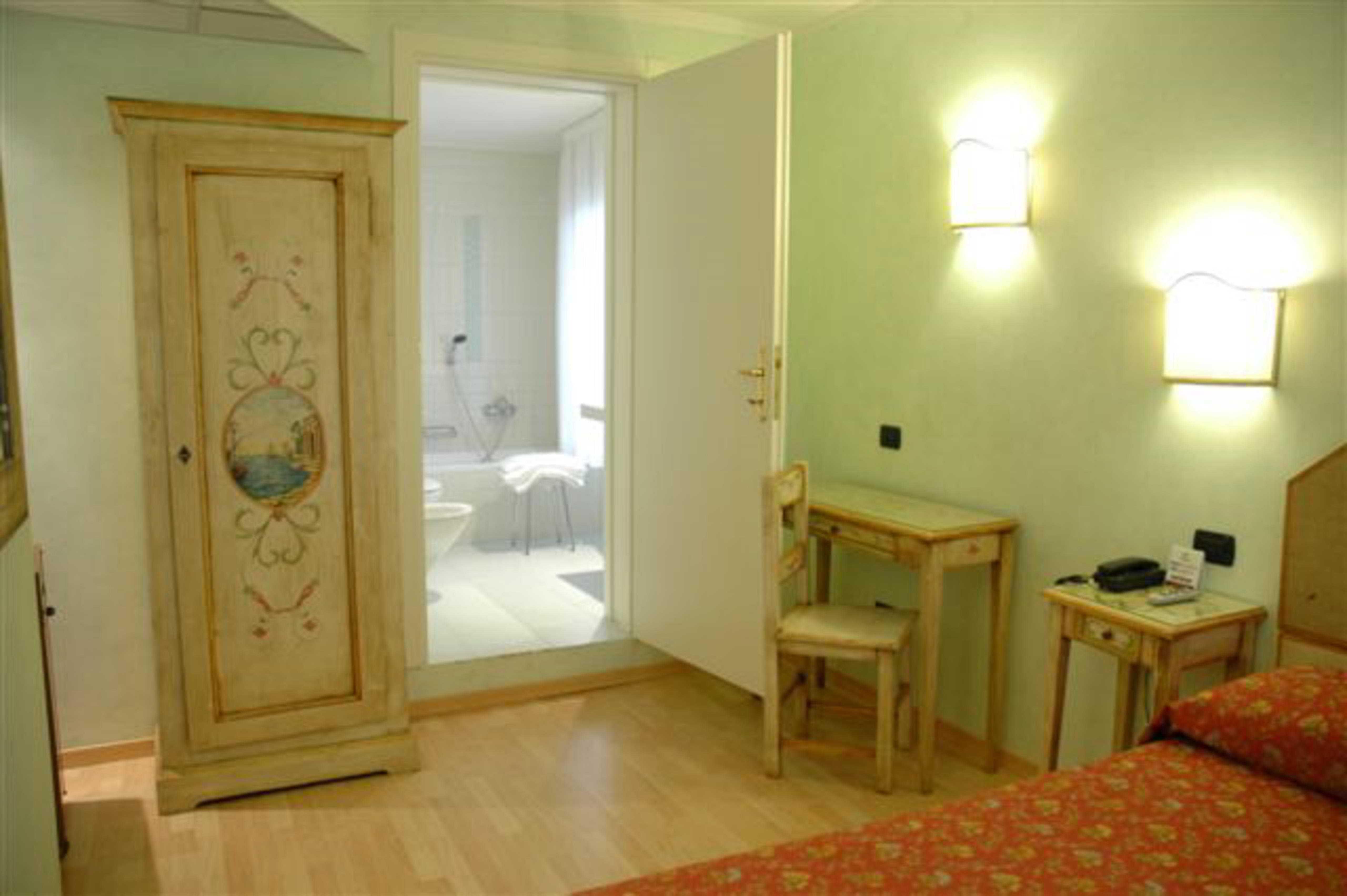 Hotel Ariston Mestre Luaran gambar