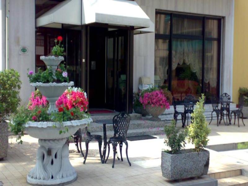 Hotel Ariston Mestre Luaran gambar