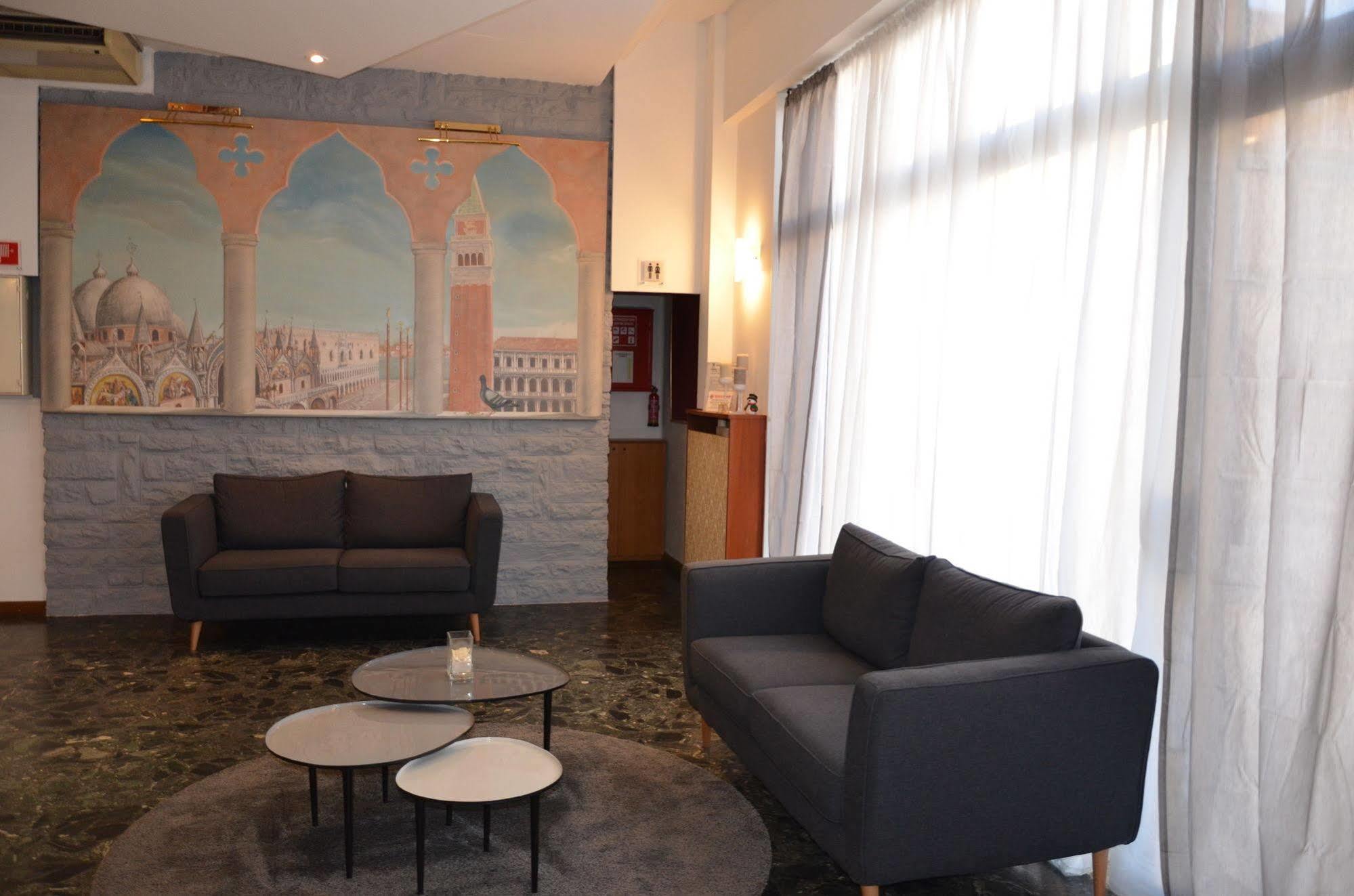 Hotel Ariston Mestre Luaran gambar