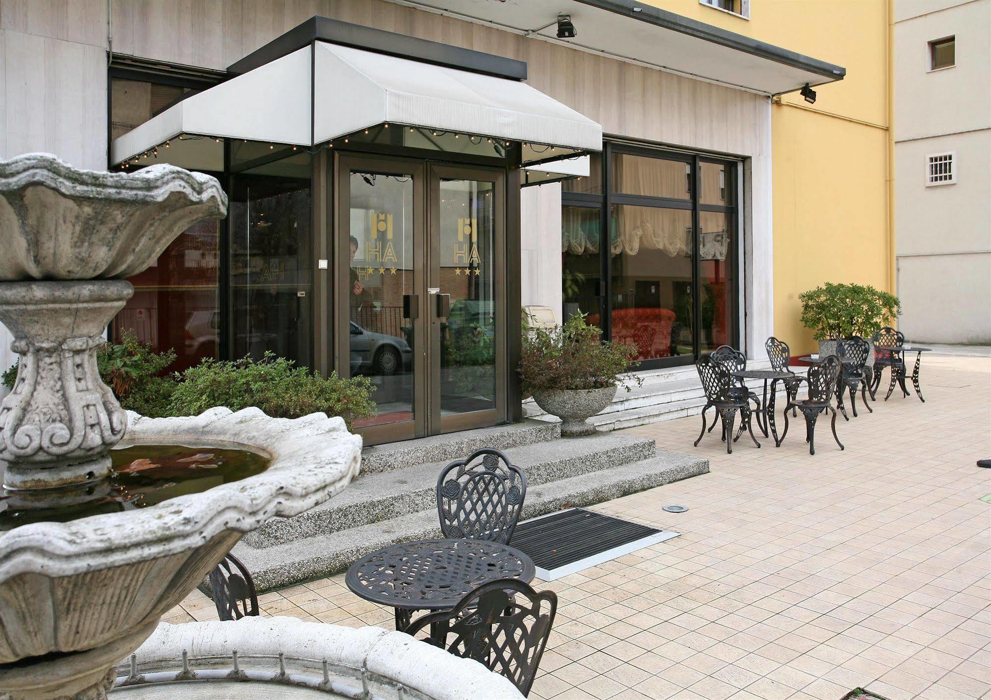 Hotel Ariston Mestre Restoran gambar