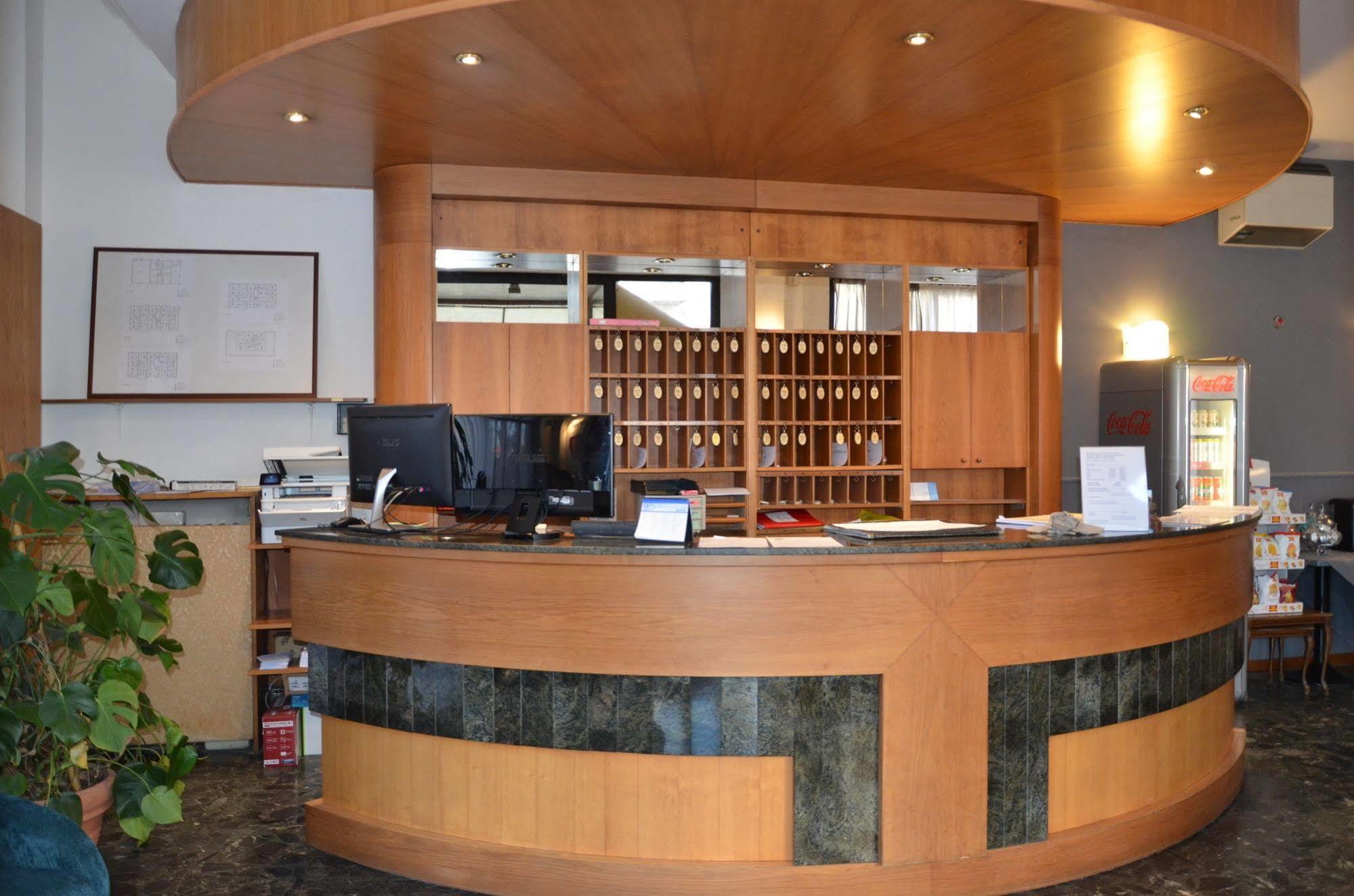 Hotel Ariston Mestre Luaran gambar