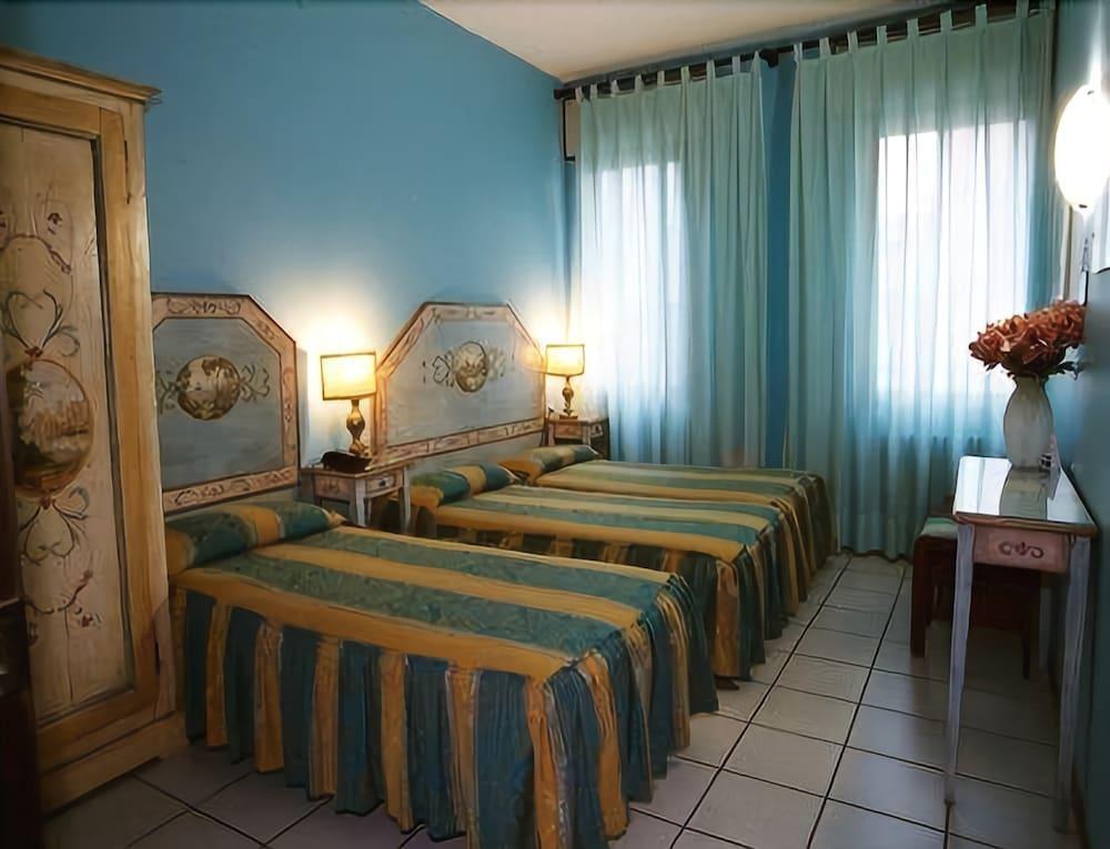 Hotel Ariston Mestre Luaran gambar
